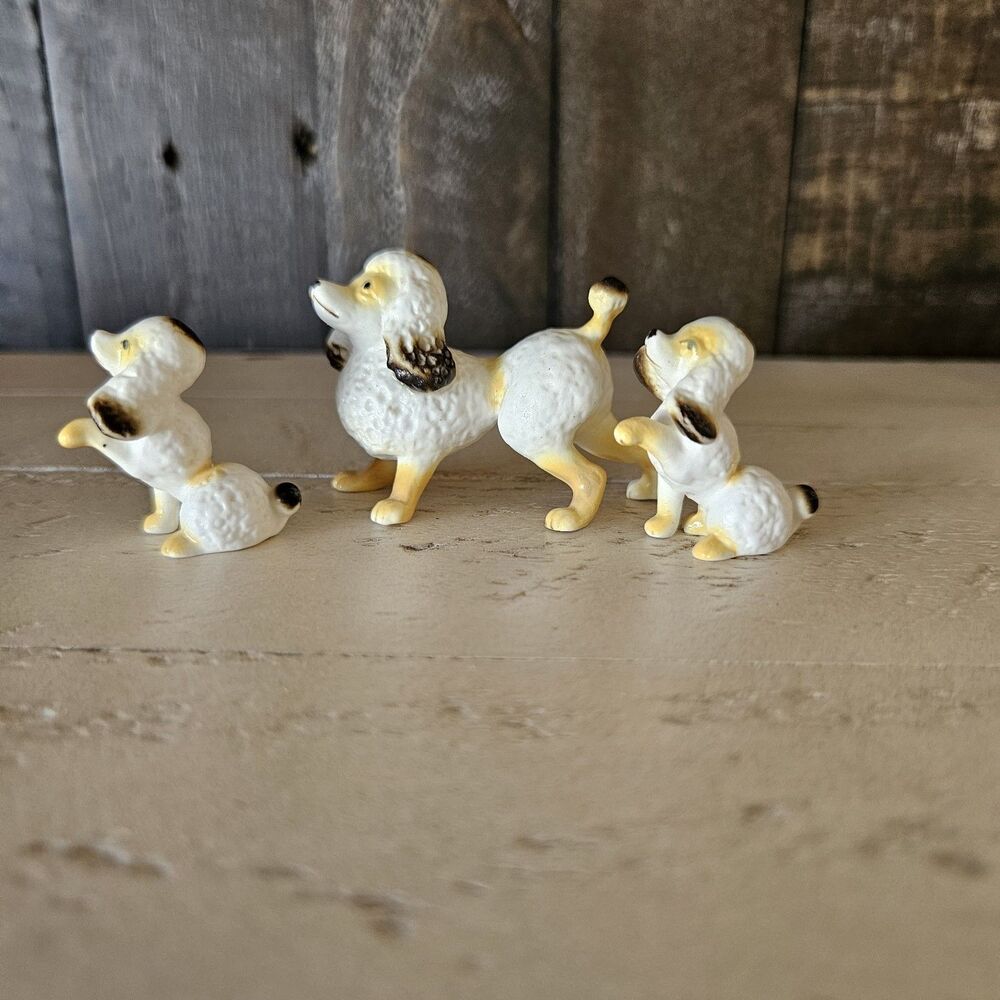 Vintage Poodle Figurines 3 Dogs Mom & Pups White Made In Japan Mid Century decor - Picture 2 of 5